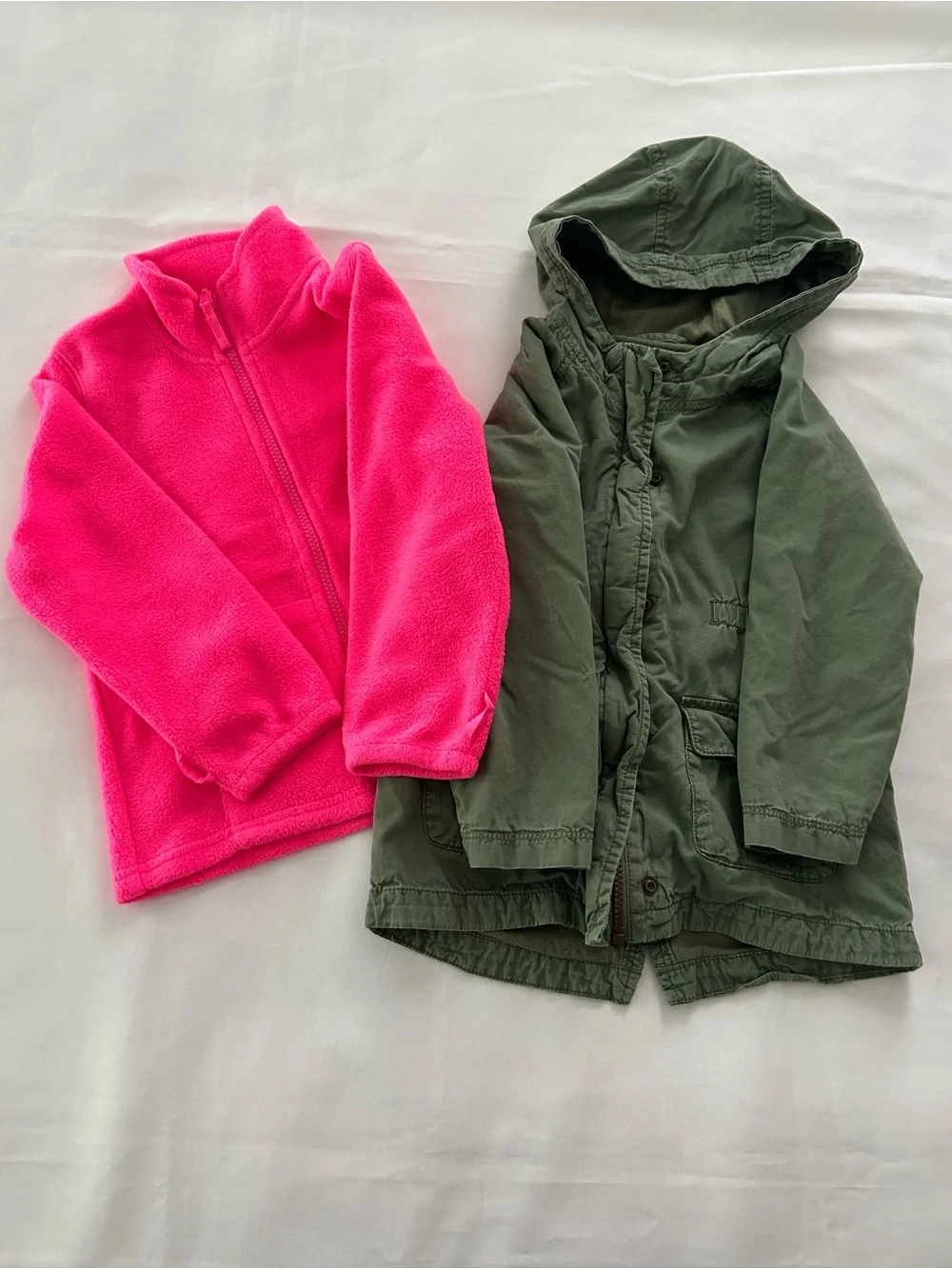Set of 2 girls jackets, size 5T pink full zip fleece & green hooded lined jacket